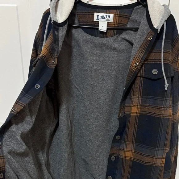Duluth Trading Co Navy & Brown Plaid Hooded Flannel Shirt Jacket - Picture 3 of 9